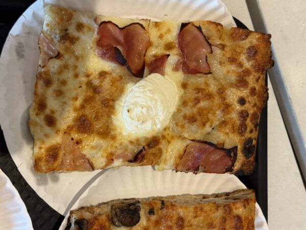 Parma Cotto pizza with ham and ricotta