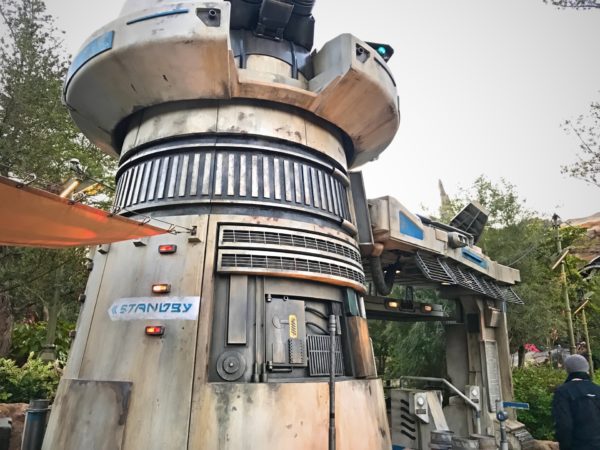 Rise of the Resistance has a Standby line and a FastPass+ line.