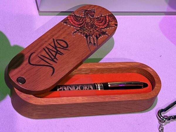 Sivako! Rise to the challenge with this pen in a wood case.