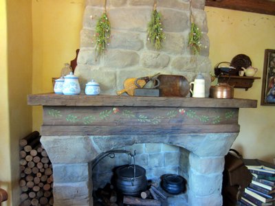 belle-entry-room The entry room makes a great impression.