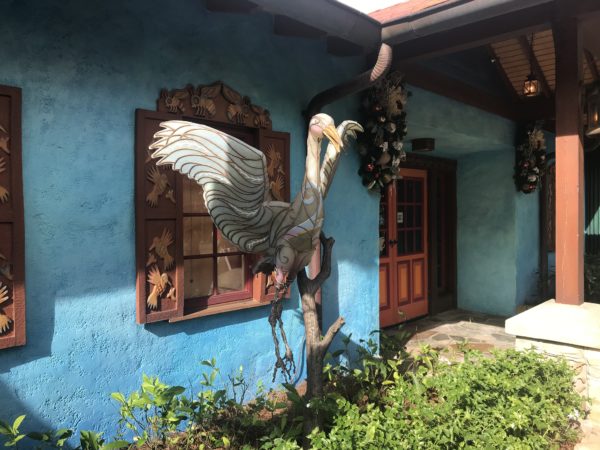 You can find a few sculptures in this area.