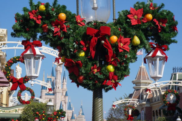 Disney announces the 2018 dates for Mickeys Very Merry Christmas Party.