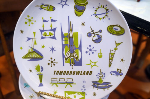 I think this Tomorrowland plate is cool.