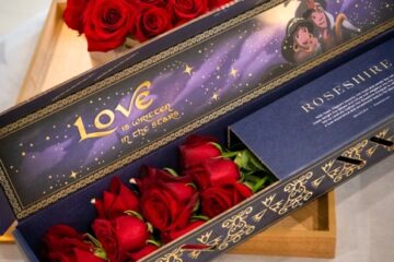 Roseshire's Diamond Sky Themed Box of Roses. Photo Credit © Disney Enterprises, Inc. All Rights Reserved.