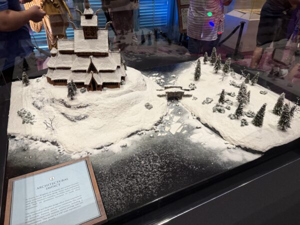 Early model of Norway. Lots of snow.