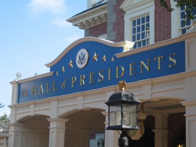 disney-hall-presidents-sign The realism in The Hall Of Presidents is amazing.