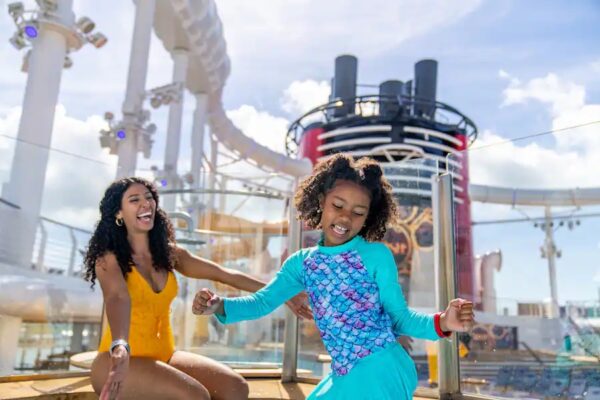 Disney Cruise Line. DisneyBand+. Photo Credit © Disney Enterprises, Inc. All Rights Reserved.