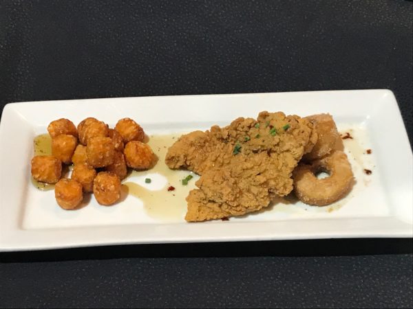 Kids meal - Fried Chicken and Cinnamon-Sugar French Donut.