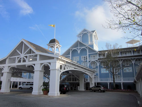 The Beach Club is beautiful and serene.
