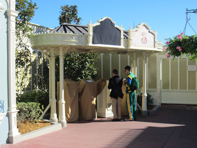 The old FastPass machines aren't in use any more.