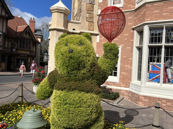 Winnie the Pooh topiaries.