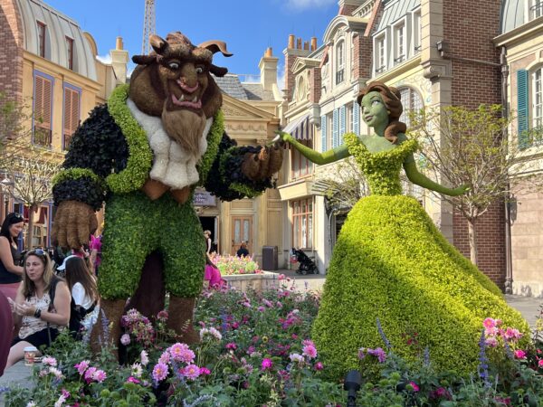 Beauty and the Beast topiaries.