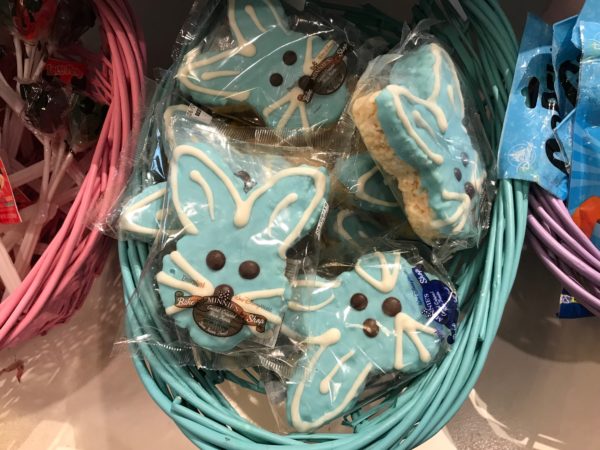 Easter Bunny rice crispie snacks anyone? 