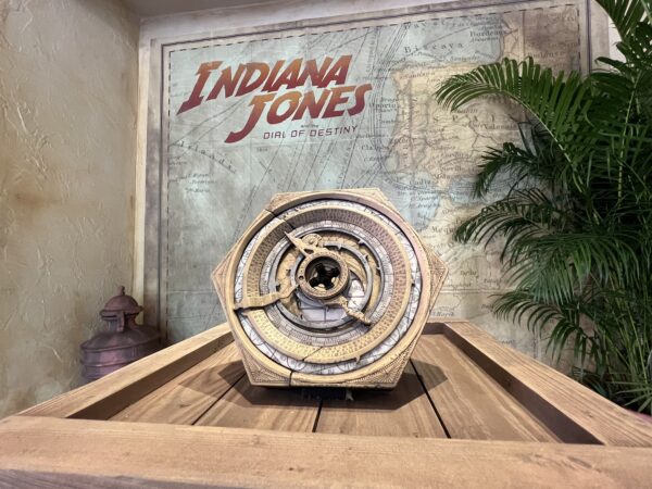 Artifacts and props. Dial of Destiny.