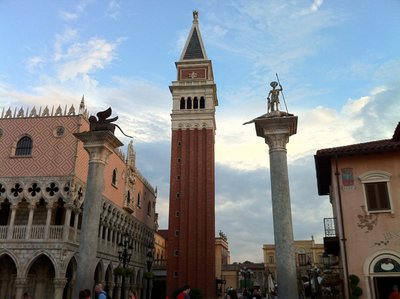 Italy Columns History Epcot