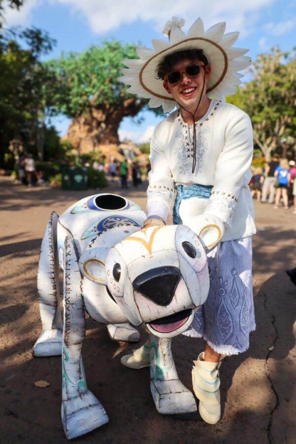 Animal Puppets in Merry Menagerie