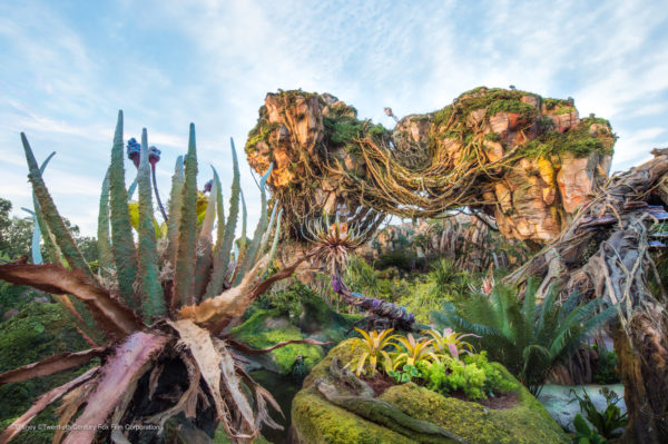 The floating mountains of Pandora. Photo credits (C) Disney Enterprises, Inc. All Rights Reserved 