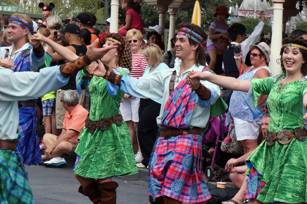 Merida was joined by some cultural dancers!