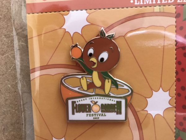 Disney's Orange Bird appears on top of the fruit he was created to market!