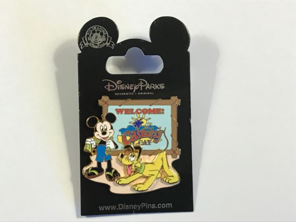 Mickey and Pluto are visiting the beach at Castaway Cay!