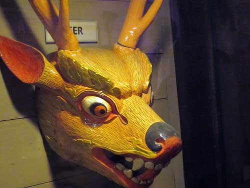 The details in the Everest queue will make you believe in the Yeti.