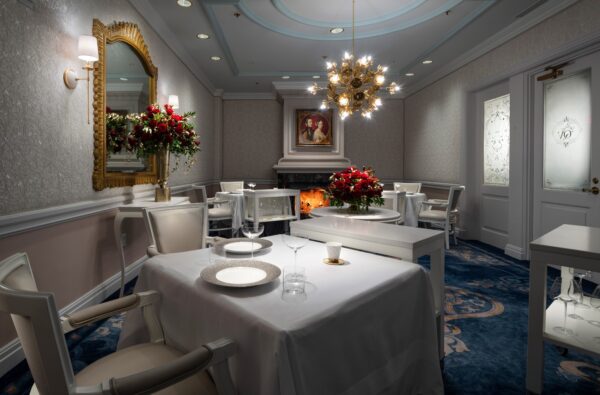 The dining experience is still elegant and upscale.  Photo credits (C) Disney Enterprises, Inc. All Rights Reserved 